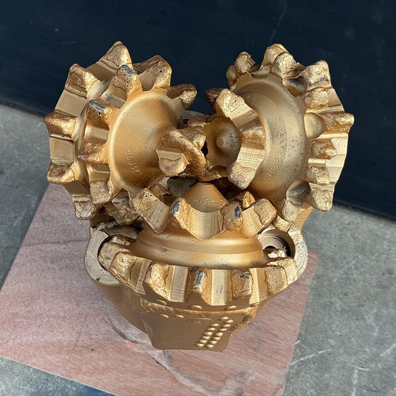 9 7/8 pulgadas (250 mm) IADC137 velocidad de perforación rápida molino de dientes Tricone taladro para la formación blanda