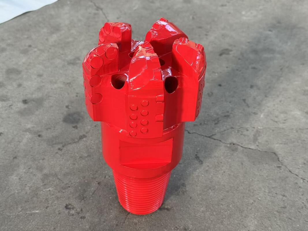 165 mm 5 hojas PDC Perforación de bit de eficiencia mejorada estructura de hojas múltiples herramienta de perforación eficiente